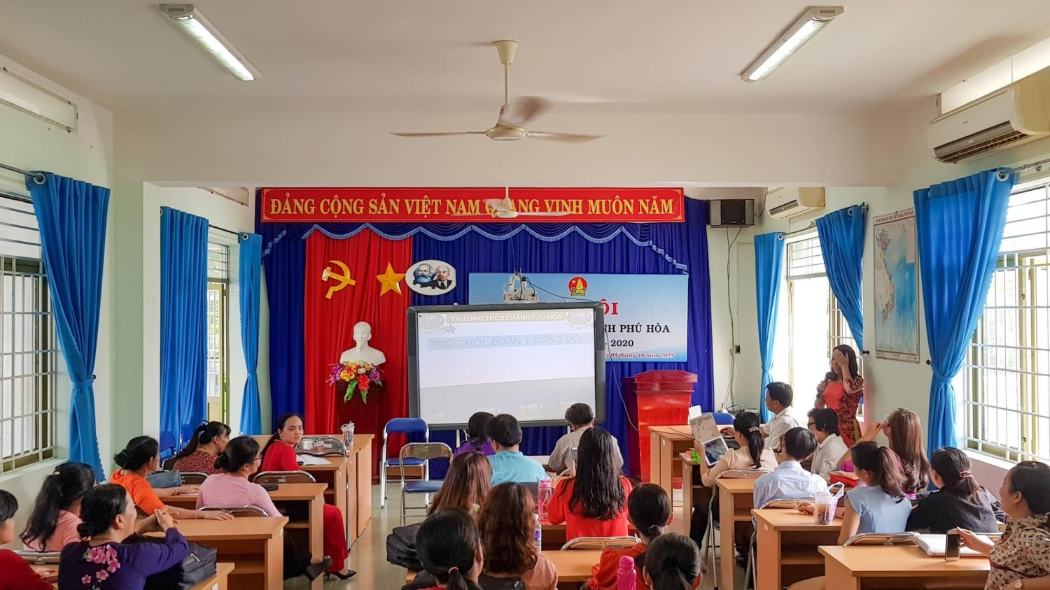 Họp mặt ngày Phụ nữ Việt Nam  20/10/2019